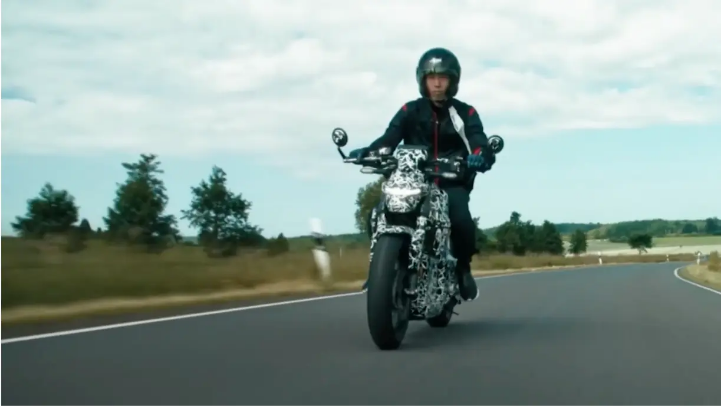 WN7 - Xe máy điện Honda sạc nhanh như ô tô